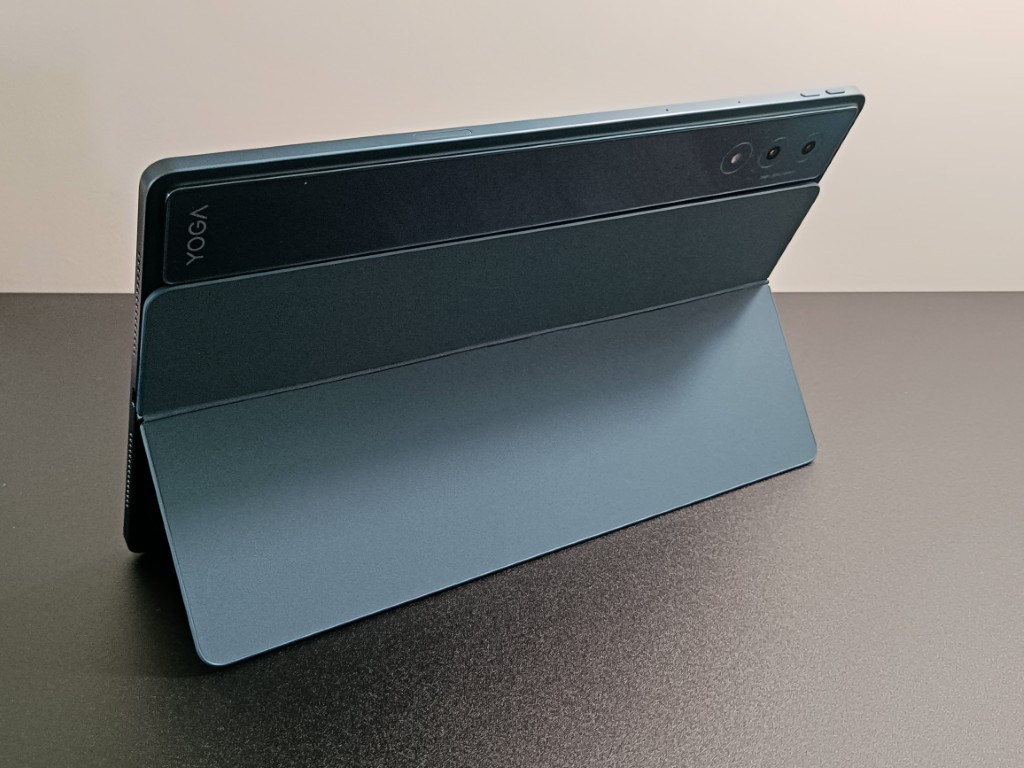 Lenovo Yoga Tab Plus スタンド