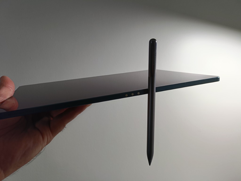 Lenovo Yoga Tab Plus ペン 磁力